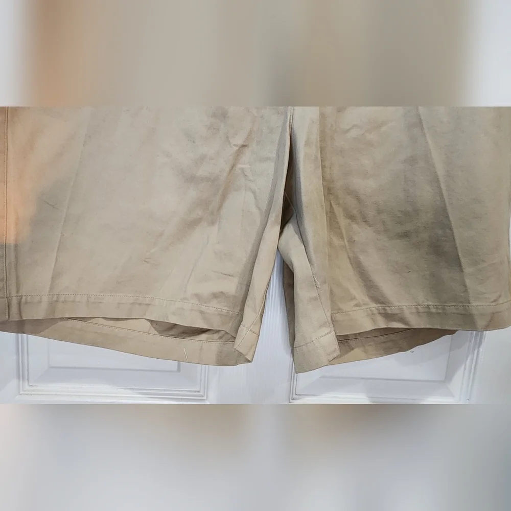 NWT Lauren Ralph Lauren Chino Dress Khaki Shorts Women's size 16w